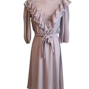 Vtg 70s Victorian Dress Size 7 Union Tag‎ Lace Ruffle Feminine Romantic Pastel